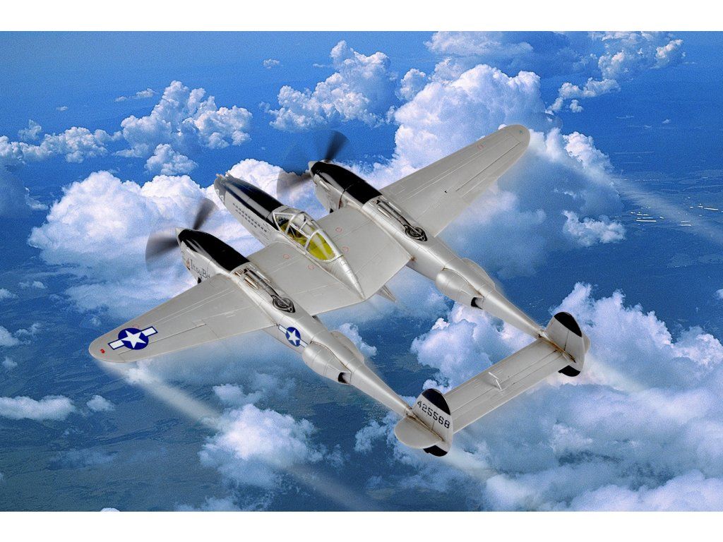 P-38L-5-10 Lightning Hobby Boss